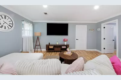 321 Reid Street, Houston, TX 77022 - Photo 5