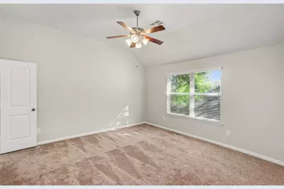 10810 Highpoint Lane, Montgomery, TX 77356 - Photo 9
