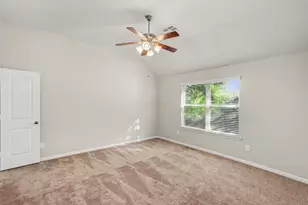 10810 Highpoint Ln, Montgomery, TX 77356 - Photo 9