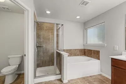 10810 Highpoint Lane, Montgomery, TX 77356 - Photo 13