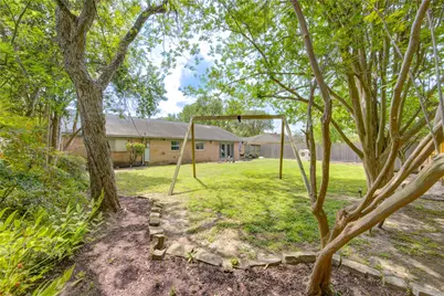 9534 Meadowglen Lane, Houston, TX 77063 - Photo 27