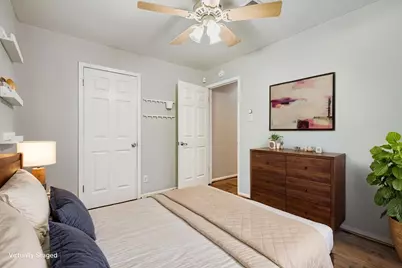 9534 Meadowglen Lane, Houston, TX 77063 - Photo 19