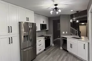 9400 Doliver Dr, Houston, TX 77063 - Photo 13