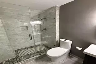 9400 Doliver Dr, Houston, TX 77063 - Photo 31