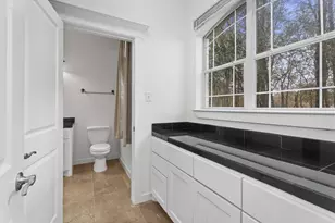 12061 Oak Forest Ln, Conroe, TX 77385 - Photo 31