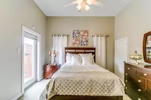 1142 Hempstead Villa Ln, Houston, TX 77008 - Photo 3