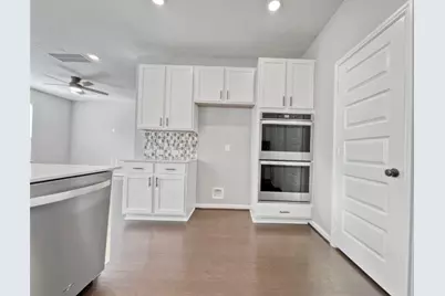 8627 Cedar Plains Lane, Houston, TX 77080 - Photo 3