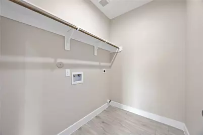 9813 Tuffly Street #A B, Houston, TX 77029 - Photo 11