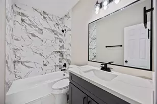 9813 Tuffly St, Houston, TX 77029 - Photo 19