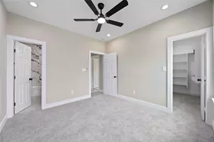 9813 Tuffly St, Houston, TX 77029 - Photo 17