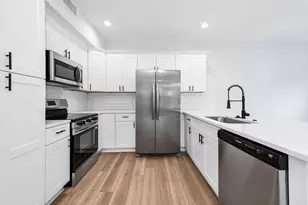 787 Fortune St, Houston, TX 77088 - Photo 9