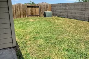 1854 Opal Peach Dr, Rosharon, TX 77583 - Photo 23