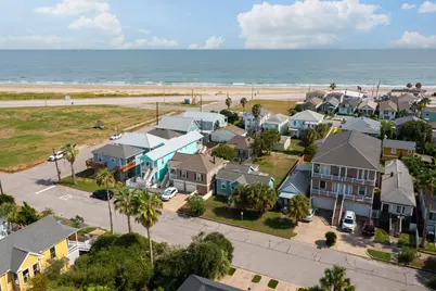 1213 Avenue M 1/2, Galveston, TX 77550 - Photo 35