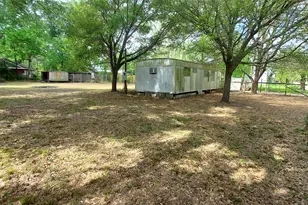 324 E Second St, Groveton, TX 75845 - Photo 7