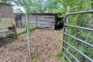 324 E Second St, Groveton, TX 75845 - Photo 11