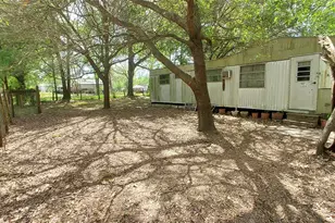 324 E Second St, Groveton, TX 75845 - Photo 5