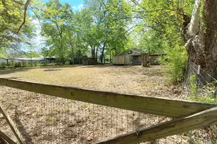 324 E Second St, Groveton, TX 75845 - Photo 15