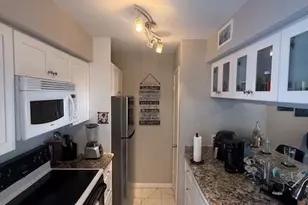 6111 Beverly Hill St, Houston, TX 77057 - Photo 13