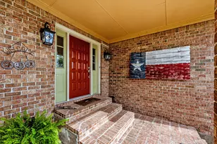 1623 Greenbriar Dr, Huntsville, TX 77340 - Photo 5