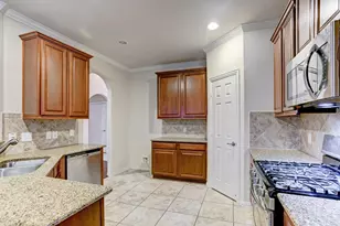 19806 Amber Village Ln, Richmond, TX 77407 - Photo 11