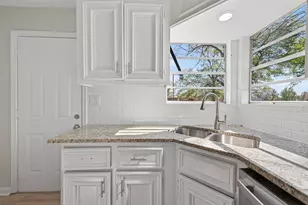 4626 Dewberry St, Houston, TX 77021 - Photo 27