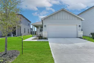 310 Crayfish Dr, Crosby, TX 77532 - Photo 1