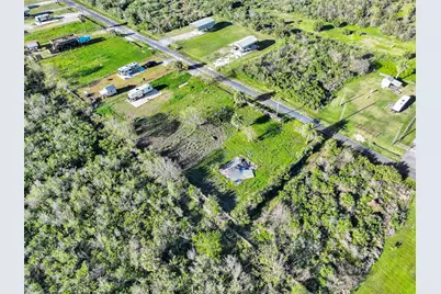 1029 Canal, Gilchrist, TX 77617 - Photo 11