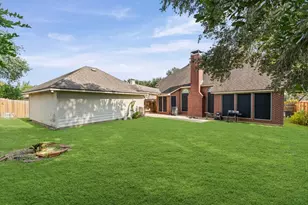 2218 Cypress Run Dr, Sugar Land, TX 77478 - Photo 17