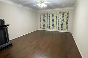 2218 Cypress Run Dr, Sugar Land, TX 77478 - Photo 11