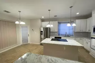 2218 Cypress Run Dr, Sugar Land, TX 77478 - Photo 9