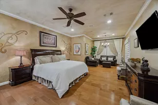 8 Jeffers Ct, Houston, TX 77024 - Photo 21