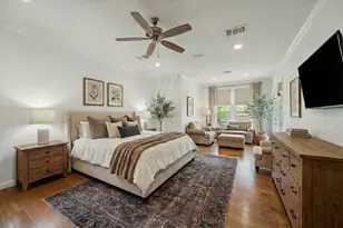 8 Jeffers Ct, Houston, TX 77024 - Photo 23