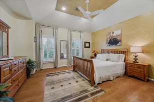 8 Jeffers Ct, Houston, TX 77024 - Photo 31