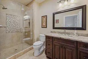 8 Jeffers Ct, Houston, TX 77024 - Photo 33