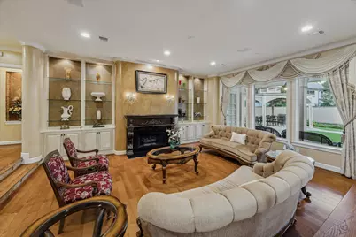 8 Jeffers Court, Houston, TX 77024 - Photo 5