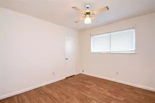 9510 Huntington Way Dr, Houston, TX 77099 - Photo 23