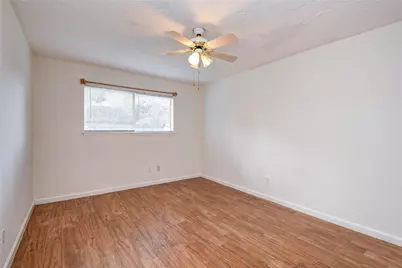 9510 Huntington Way Drive, Houston, TX 77099 - Photo 19
