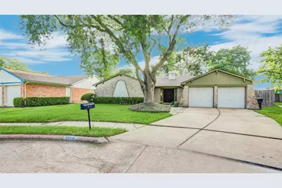 9510 Huntington Way Drive, Houston, TX 77099 - Photo 3