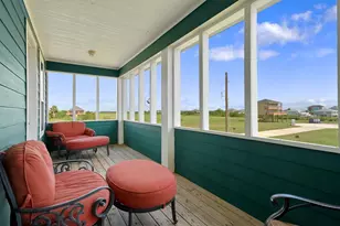 172 Ocean View Dr Dr, Crystal Beach, TX 77650 - Photo 23