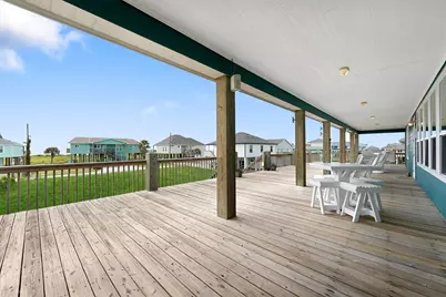 172 Ocean View Drive Drive, Crystal Beach, TX 77650 - Photo 25