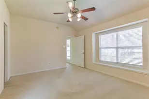 5329 Morgan Oak Dr, Alvin, TX 77511 - Photo 15