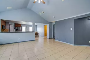 1805 Foxglove Dr, La Porte, TX 77571 - Photo 9