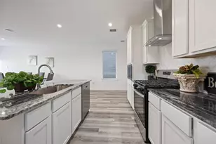 2914 Amherst Mdw Ln, Houston, TX 77051 - Photo 9