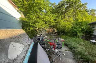 4854 Clover St, Houston, TX 77033 - Photo 7