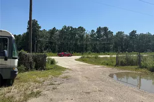 18201 Hwy 242, Conroe, TX 77302 - Photo 17