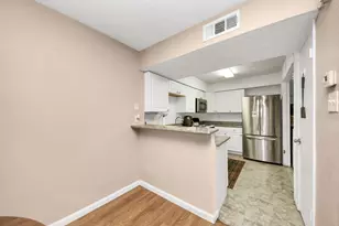 10555 Turtlewood Ct, Houston, TX 77072 - Photo 7