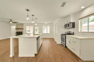 11314 Sageview Dr, Houston, TX 77089 - Photo 9