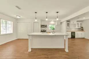 11314 Sageview Dr, Houston, TX 77089 - Photo 7