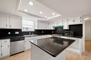 3835 Green Crest Dr, Houston, TX 77082 - Photo 9