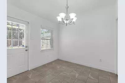 1819 Millwood Drive, Houston, TX 77008 - Photo 11